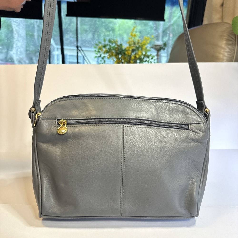 Worthington Gray‎ Genuine Leather Shoulder Bag Purse